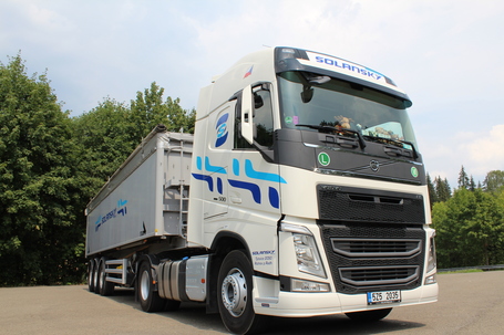 Nákladní vozidla firmy Solanský s.r.o.